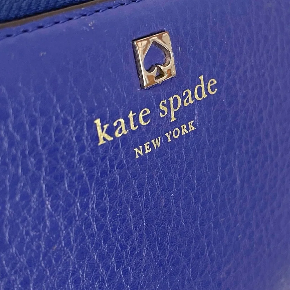 🎉🎉 HP! ❤️ kate spade Grand Street Lacey Large Zip Wallet